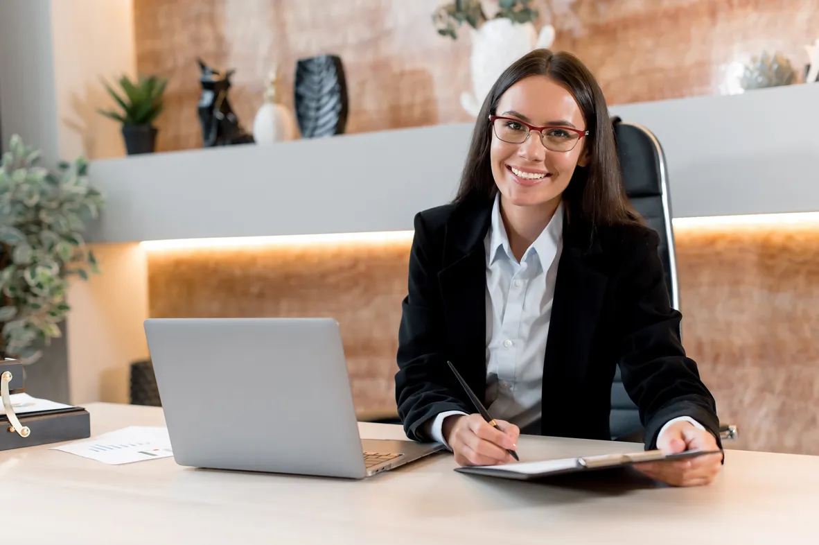 Stigan Headhunting, Reclutamos talento ejecutivo, técnico y C-Level en industria, logística y tecnología. Búsqueda confidencial y validación especializada. Resultados en semanas.